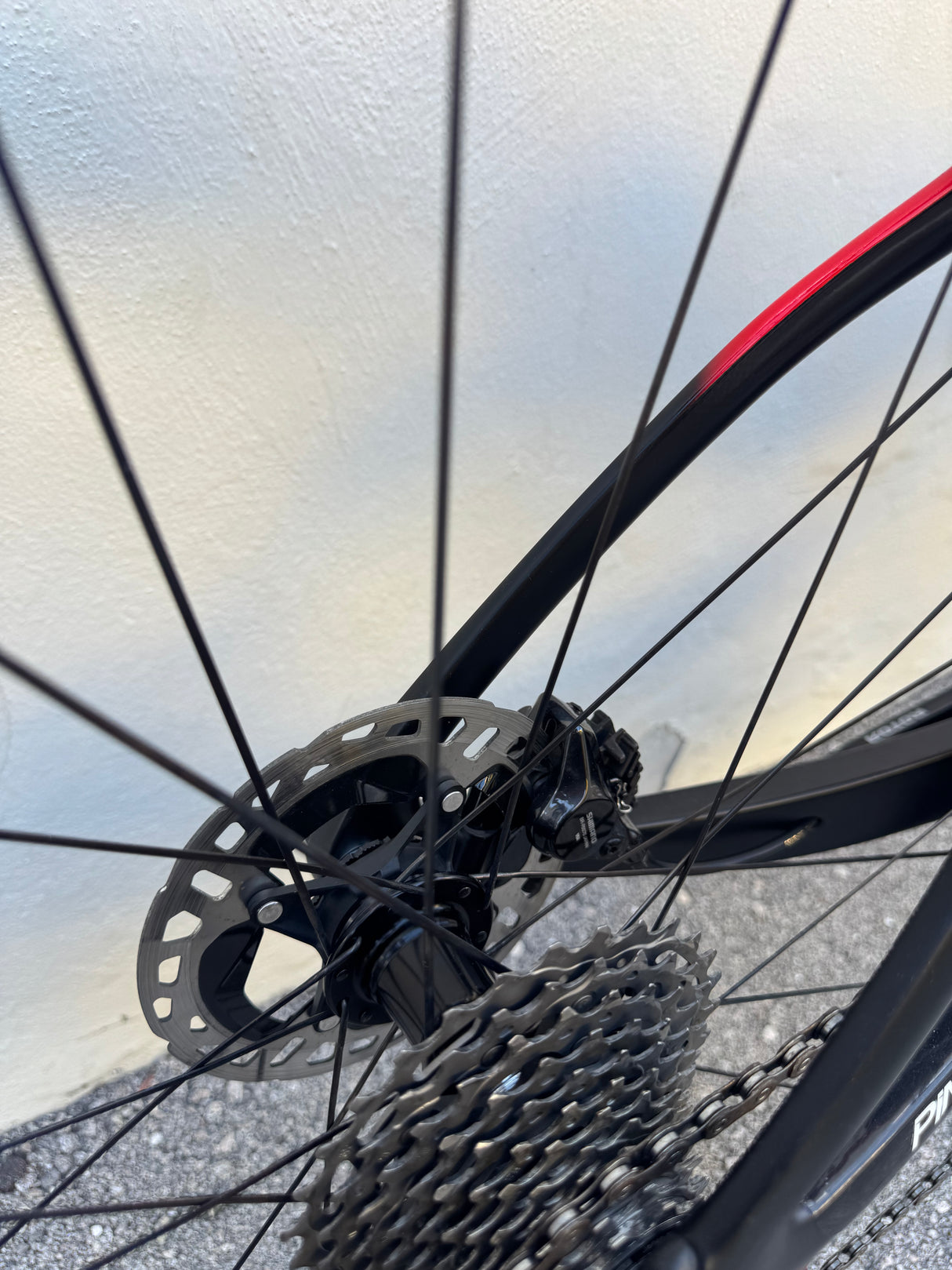 2022 Pinarello Dogma F B611 Red- DuraAce Di2- Princeton Peak 4550 - 53 Pre-Owned