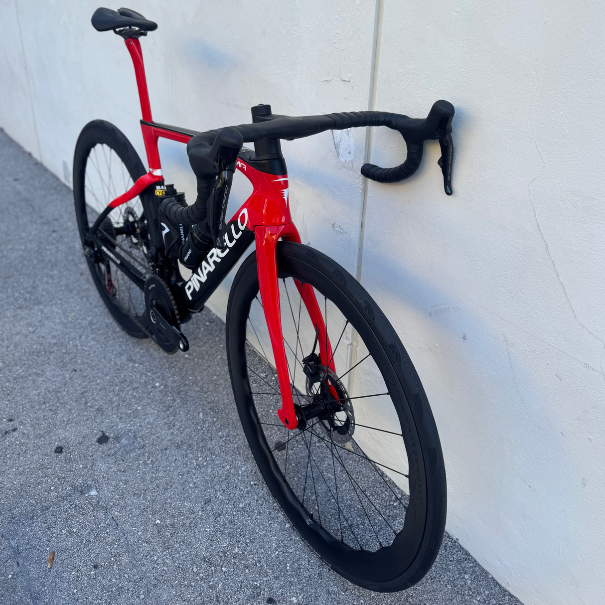 2022 Pinarello Dogma F B611 Red- DuraAce Di2- Princeton Peak 4550 - 53 Pre-Owned